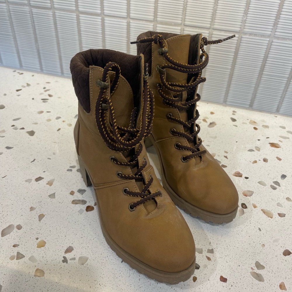 Lulus Brown Lace-Up Ankle Boots